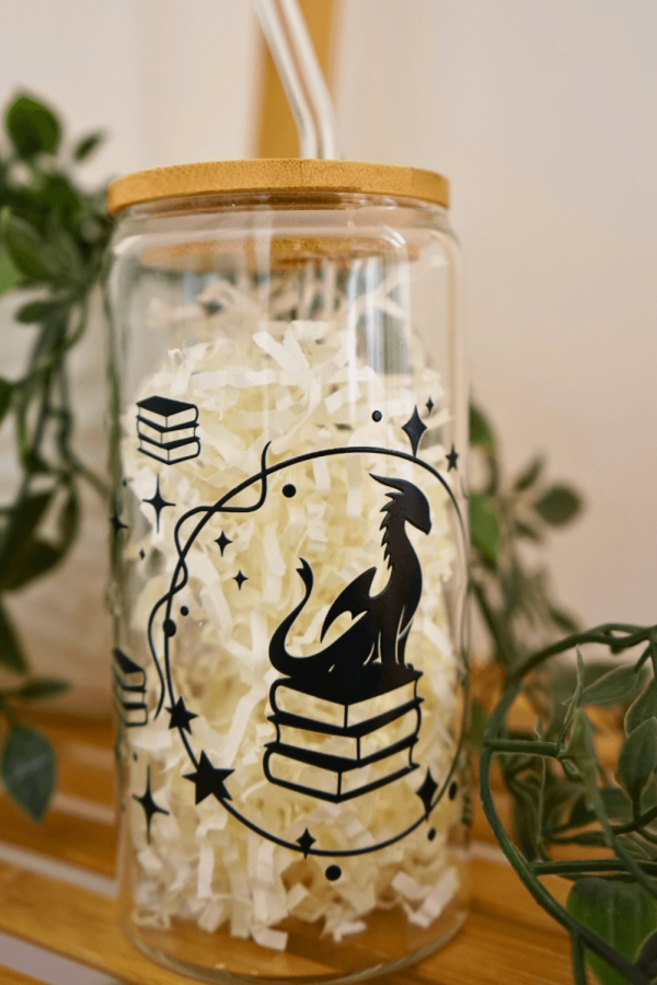 čaša knjiški zmaj